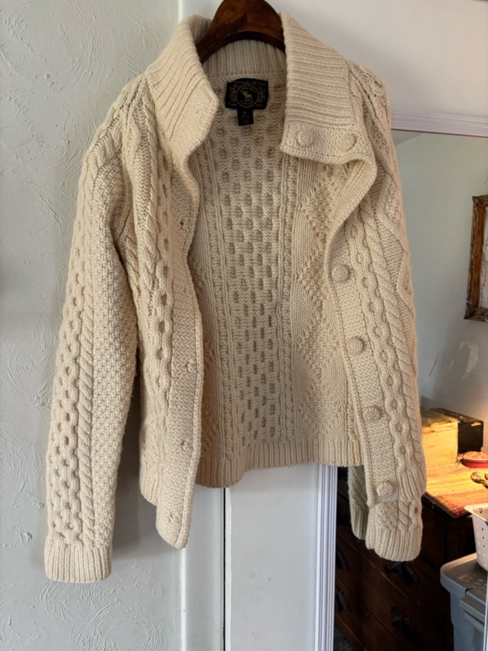 Abercrombie & Fitch Cream Heavy Wool Sweater